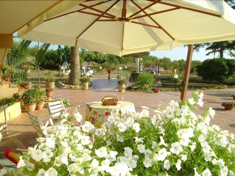 Villa Dei Giardini San Leone Extérieur photo